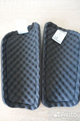 Новые футбольные щитки Nike Mercurial, L Новые футбольные щитки Nike Mercurial, L