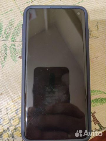 Телефон samsung Galaxy S10