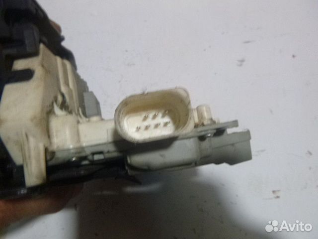 Замок двери задней правой audi Q5 2008 Замок двери задней правой audi Q5 2008