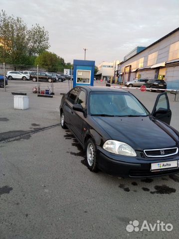 Honda Civic 1.5 МТ, 1997, битый, 315 000 км Honda Civic 1.5 МТ, 1997, битый, 315 000 км