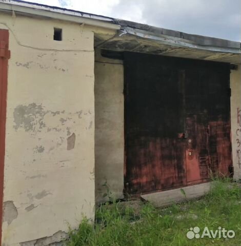 Гараж, > 30 м²