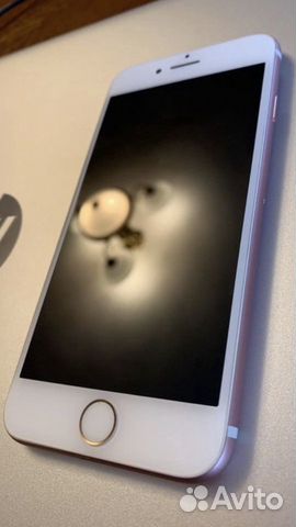 Телефон iPhone Телефон iPhone