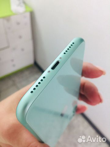 Телефон iPhone 11 Green 128Gb