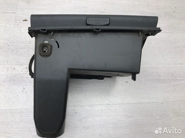 Бардачок Mitsubishi Colt Z34A 4A90 2008 Бардачок Mitsubishi Colt Z34A 4A90 2008
