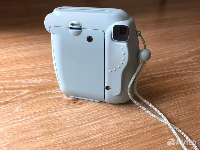 Фотоаппарат мгновенной печати fujifilm instax mini Фотоаппарат мгновенной печати fujifilm instax mini