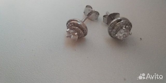 Новые серебряные серьги-гвоздики, пусеты Новые серебряные серьги-гвоздики, пусеты