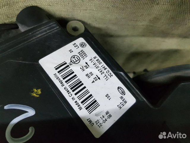 Фара правая правая Vw Passat B6 седан caxa 1.4