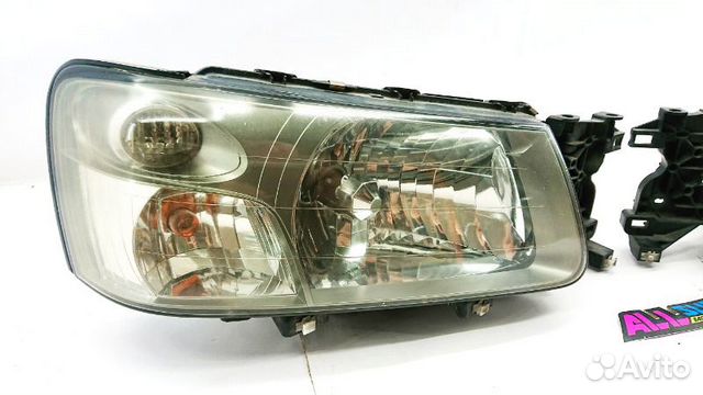 Фара передняя Subaru Forester SG9 EJ255 2003-2005 Фара передняя Subaru Forester SG9 EJ255 2003-2005
