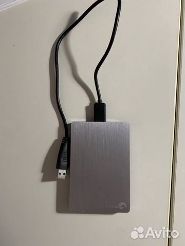 Переносной жёсткий диск Seagate 1 TB Переносной жёсткий диск Seagate 1 TB