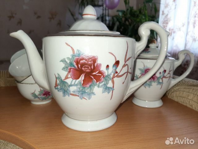 Китайский фарфоровый чайный сервиз