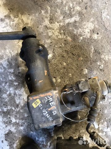 Рулевой редуктор на Opel omega B