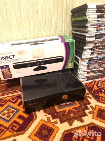 Xbox 360 (250GB) + Kinect Xbox 360 (250GB) + Kinect