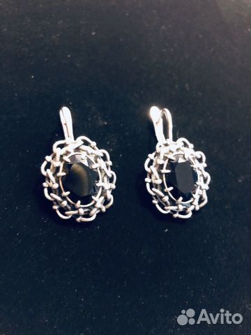 Серебрянные серьги с камнями Серебрянные серьги с камнями