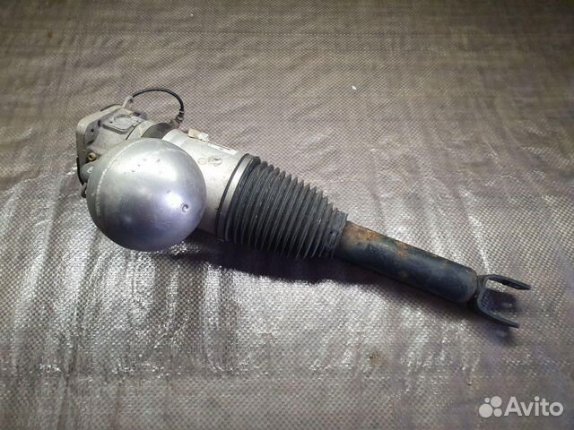 Пневмостойка задняя левая Volkswagen Phaeton 2004