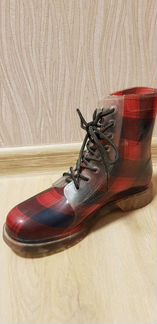 Резиновые сапоги