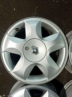 Диски бу оригинал R15 C на Renault