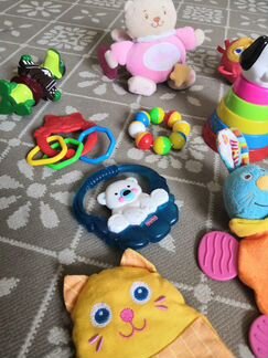 Пакет игрушек для малыша до года, обмен