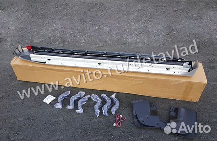 Подножки с подсветкой Lexus LX570 серебро 1F7