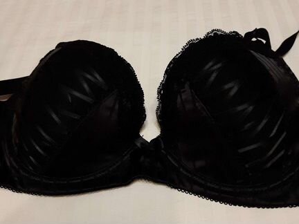 Бюстгальтер