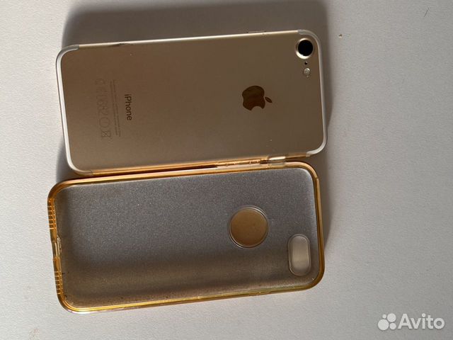 Телефон iPhone 7