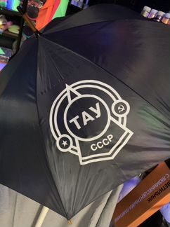 Нанесение ваших лого на зонты и кепки