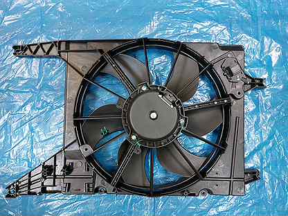 Расположение предохранителей и реле в Renault Logan