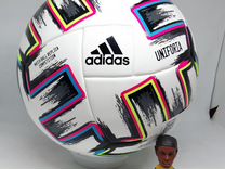 Футбольный мяч Uniforia Competition, размер 5