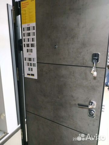 Входная дверь