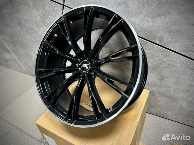 Комплект дисков R21 audi новые литые