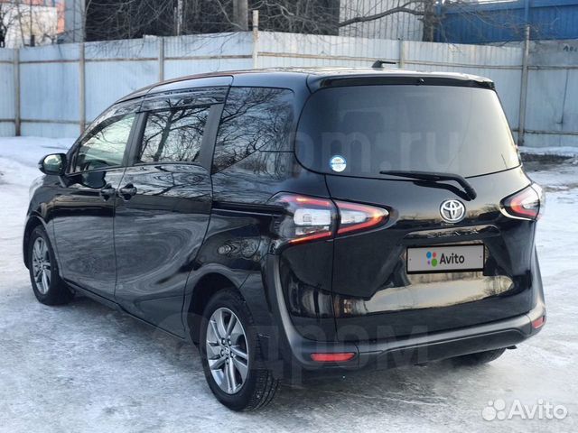 Toyota Sienta 1.5 CVT, 2017, 76 000 км