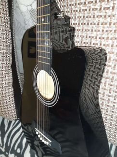 Акустическая гитара новая в упаковке