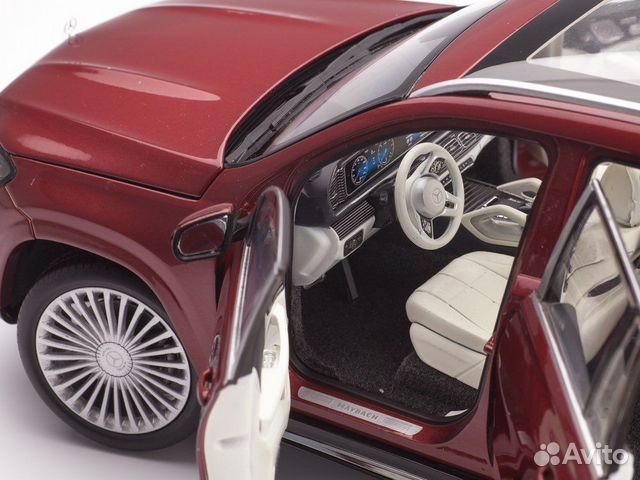 Модель 1/18 Mercedes-Maybach GLS 600 (X167) 2020