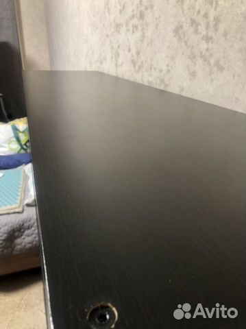 Каллакс со столом в интерьере