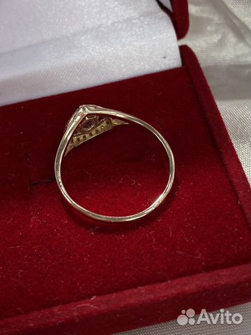 Золотое кольцо 585 2,14гр размер 19