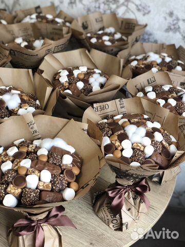 Сладкие букеты из конфет подарок учителю 8 марта