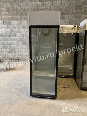 Холодильный шкаф для напитков б/у