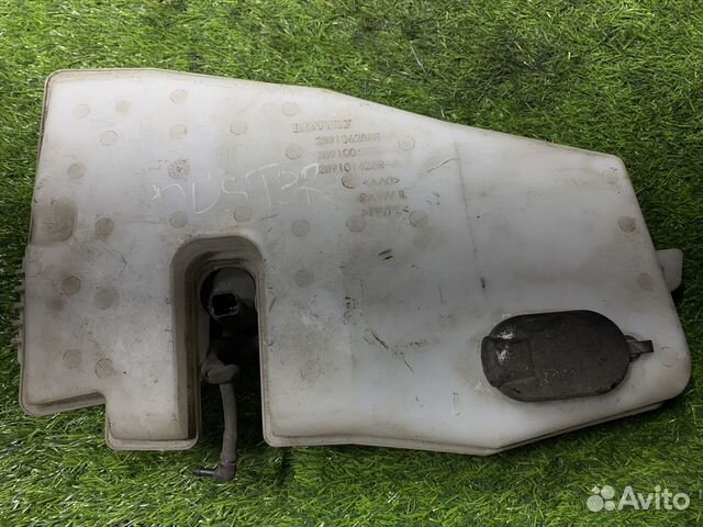 Бачок омывателя Renault Duster