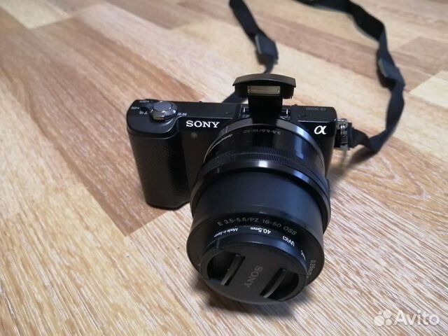 Sony Alpha 5000