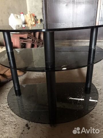 Тумбочка стеклянная