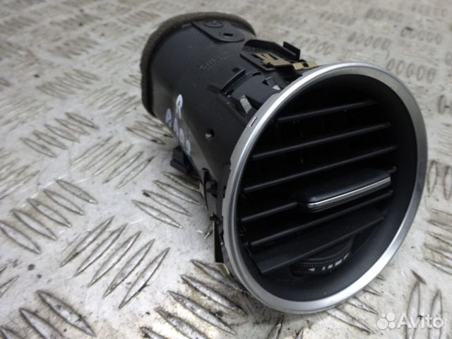 Дефлектор правый Мерседес 204 купить в Москве MERCEDES-BENZ A2048306654 ...