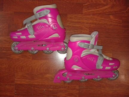 Роликовые коньки и набор защиты