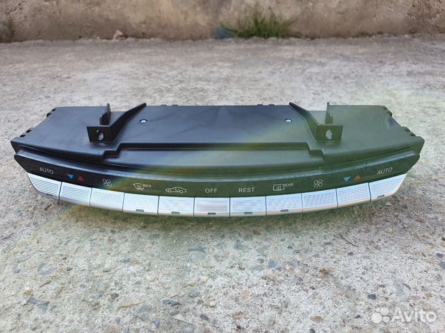 Блок управления передним климатом Mercedes W221