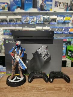 Xbox One X + 2 геймпада + обмен на вашу приставку