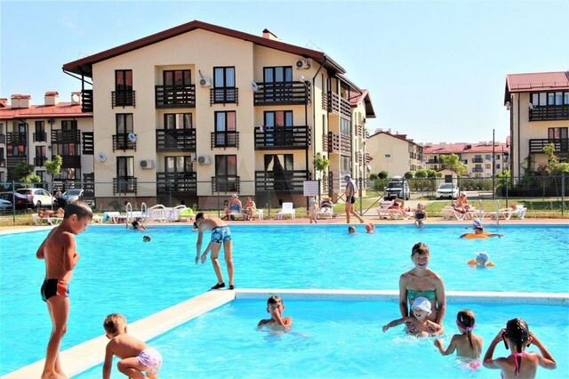 1-к. квартира, 37 м², 1/3 эт.