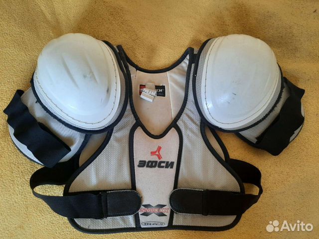 Нагрудник хоккейный