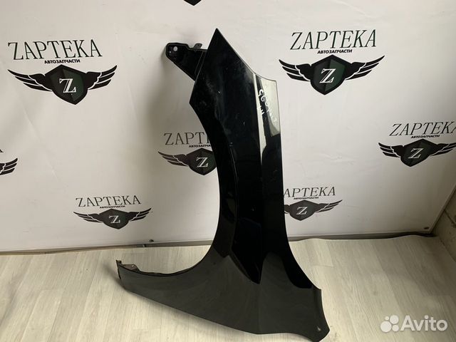 Volvo S60 крыло левое 31352071