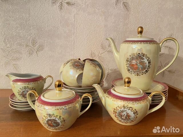 Чашки, сахарница Мадонна