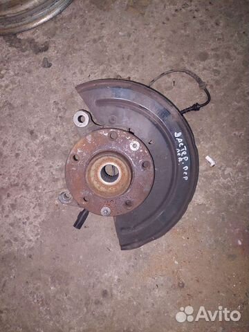 Кулак поворотный передний левый Renault Duster 2.0