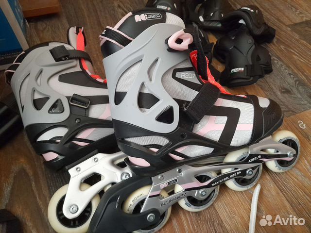 Ролики re:action с комплектом защиты