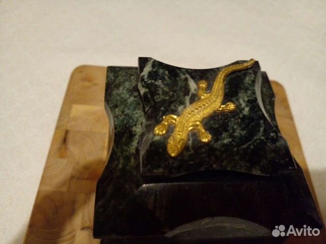 Шкатулки из разных материалов